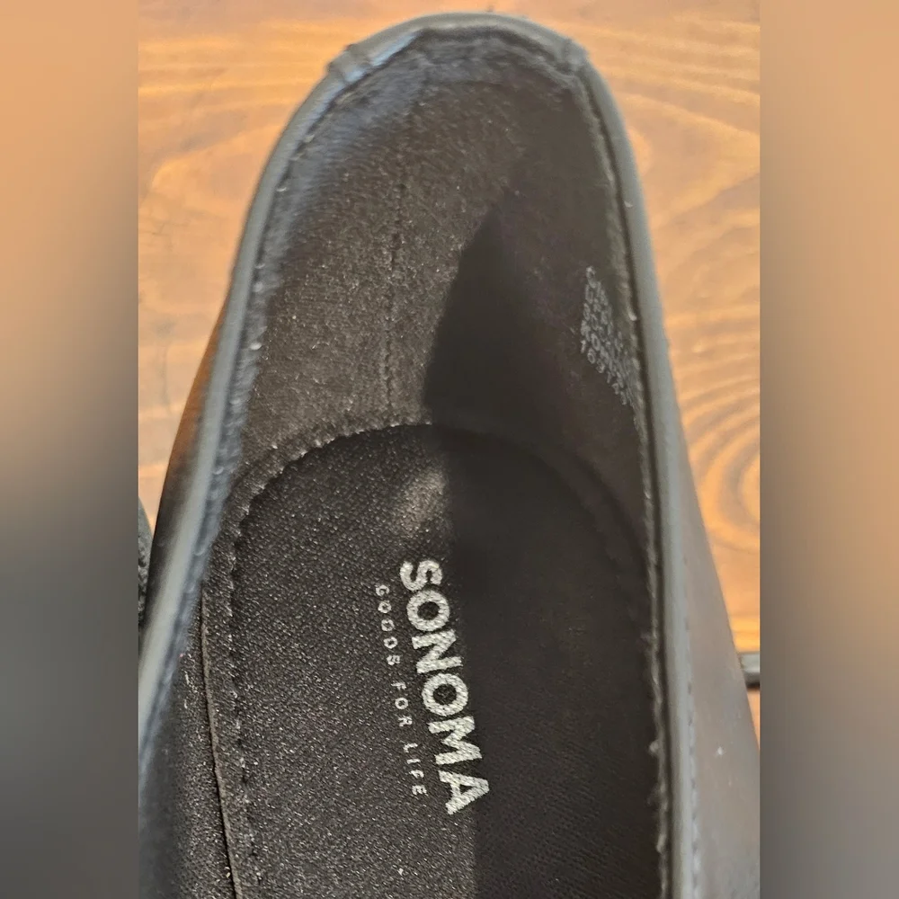 Black Girl's Memory Foam Dress Shoes w/Hook & Loop Buckle Size 5 NWOB